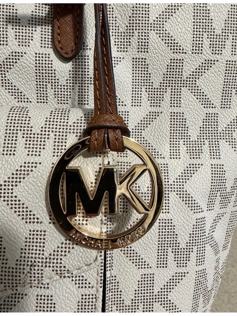 Michael Kors White and Cedar Signature MK Tote - Picture 2 of 9